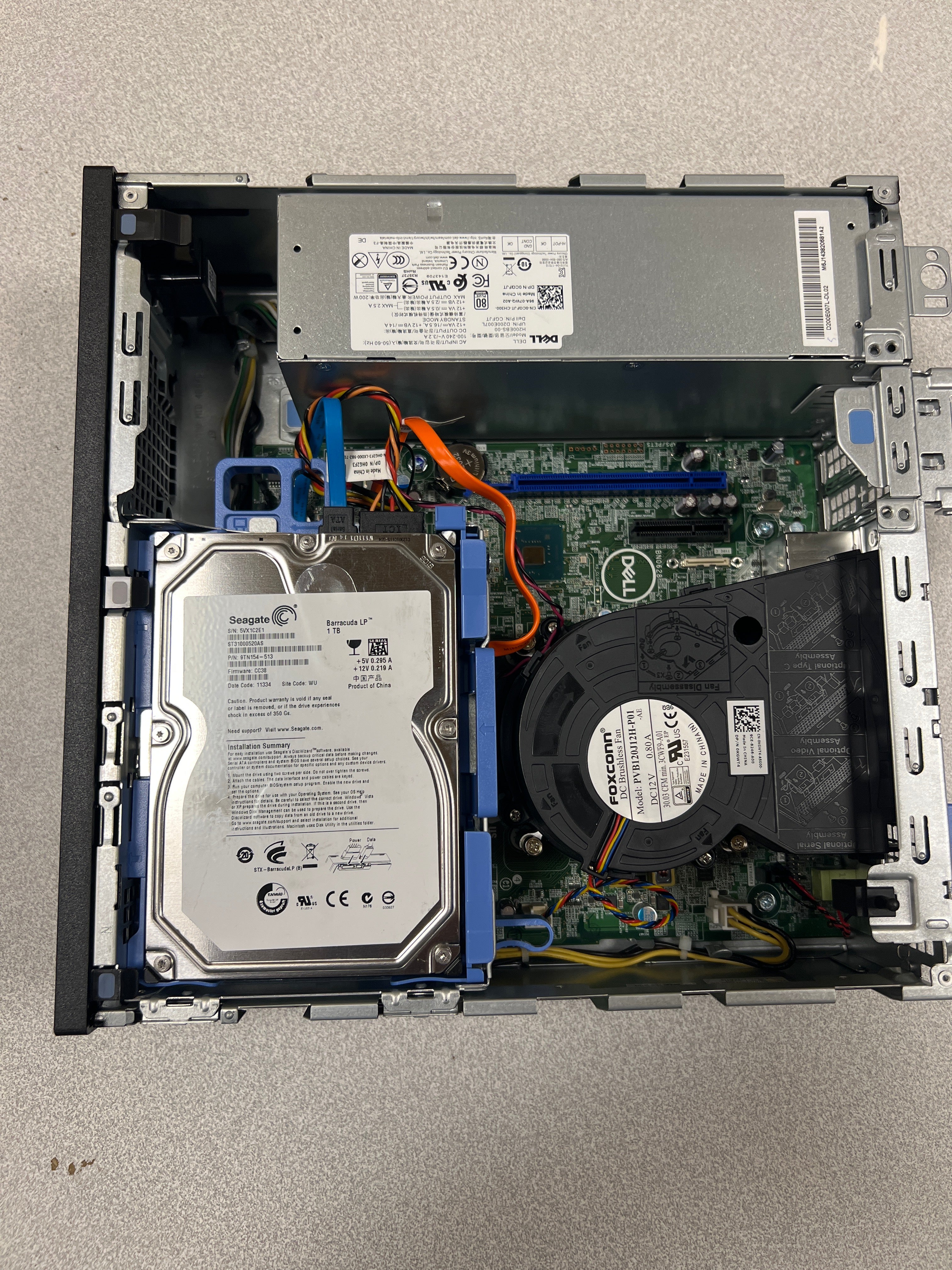 DELL Ordinateur Optiplex 5070 SFF